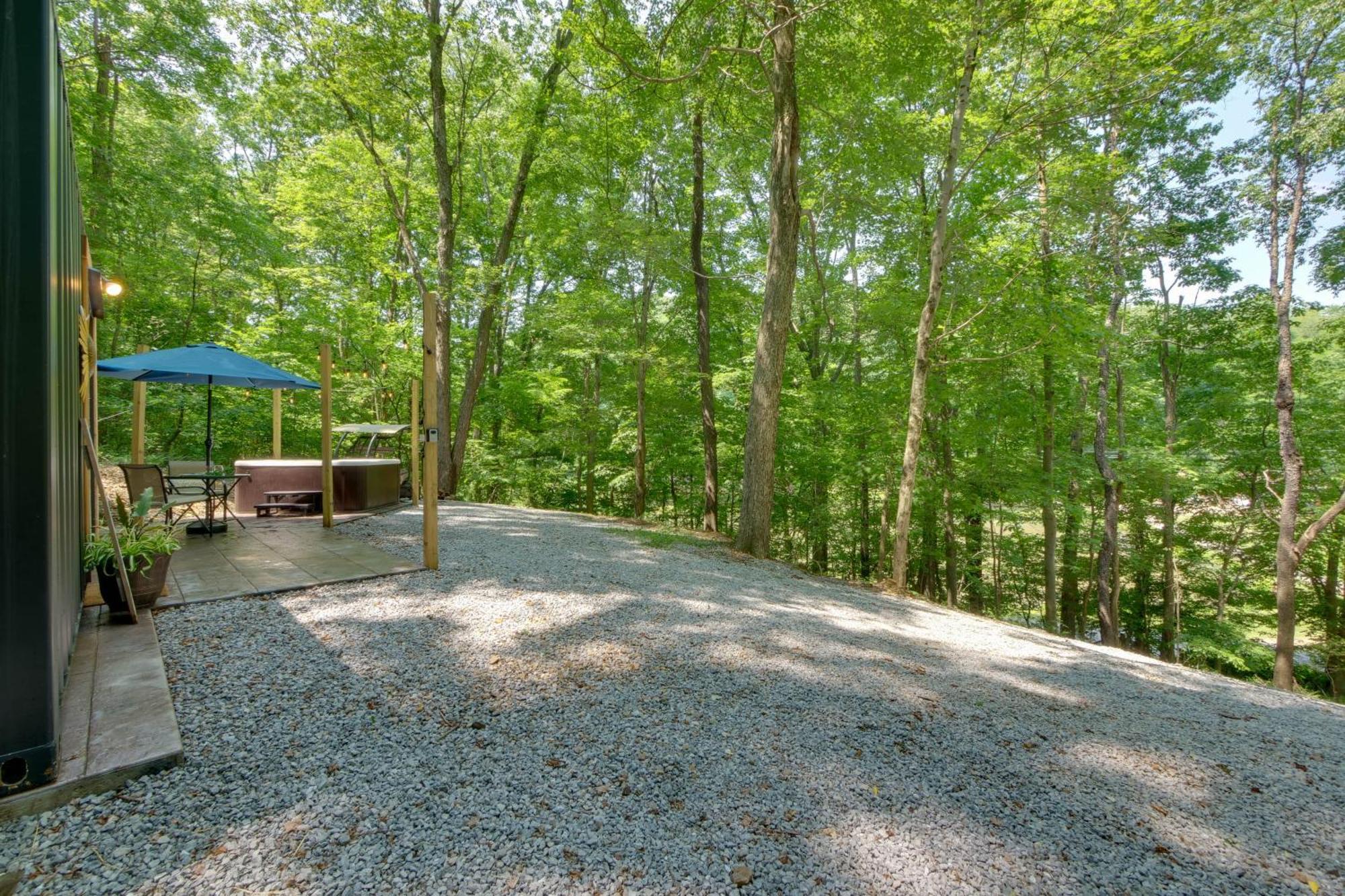 Tiny Home With Hot Tub By Mohican State Park! Loudonville Exteriér fotografie