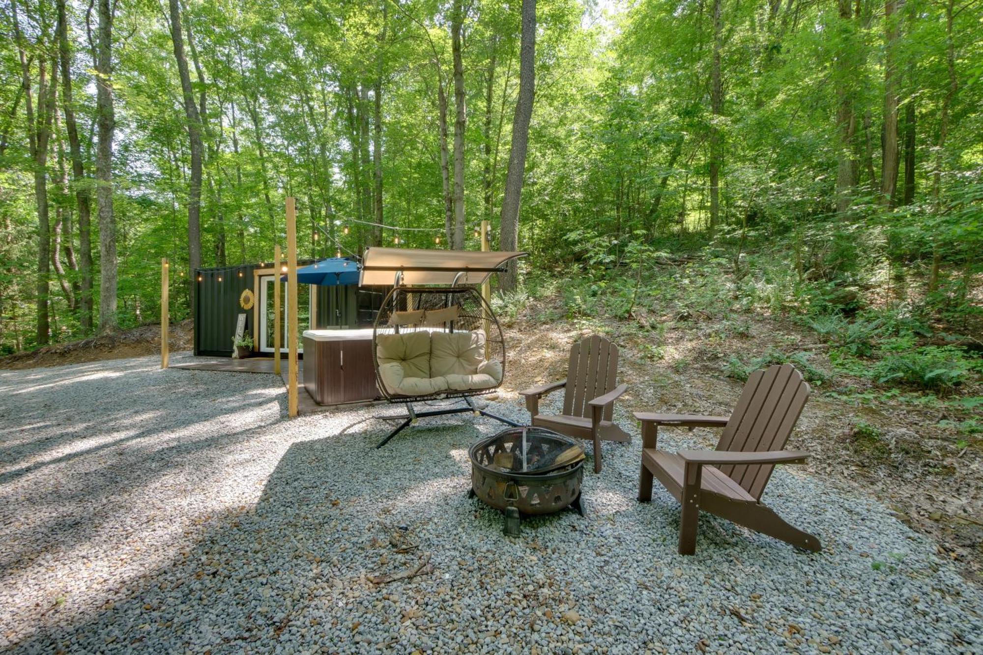 Tiny Home With Hot Tub By Mohican State Park! Loudonville Exteriér fotografie
