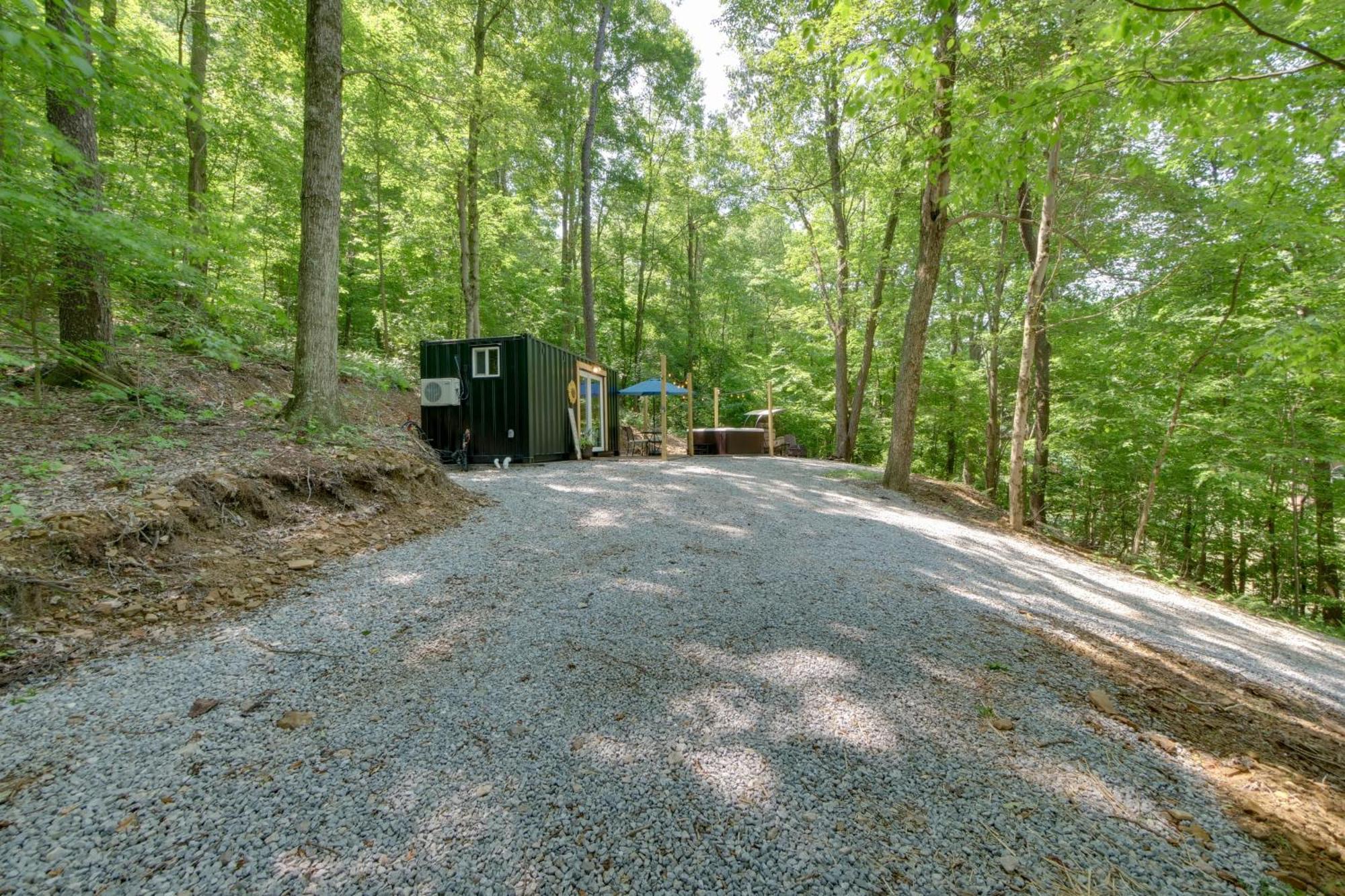 Tiny Home With Hot Tub By Mohican State Park! Loudonville Exteriér fotografie